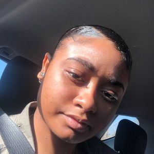 Meet your Posher, Bryana